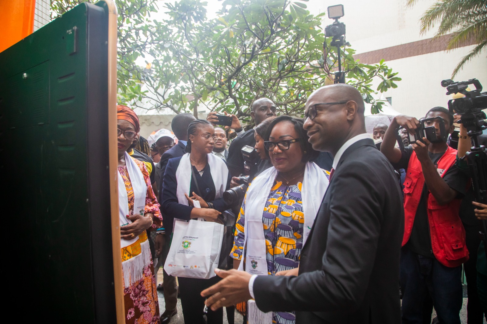 WhatsApp Image 2025-11-30 at 13.58.40 (2)